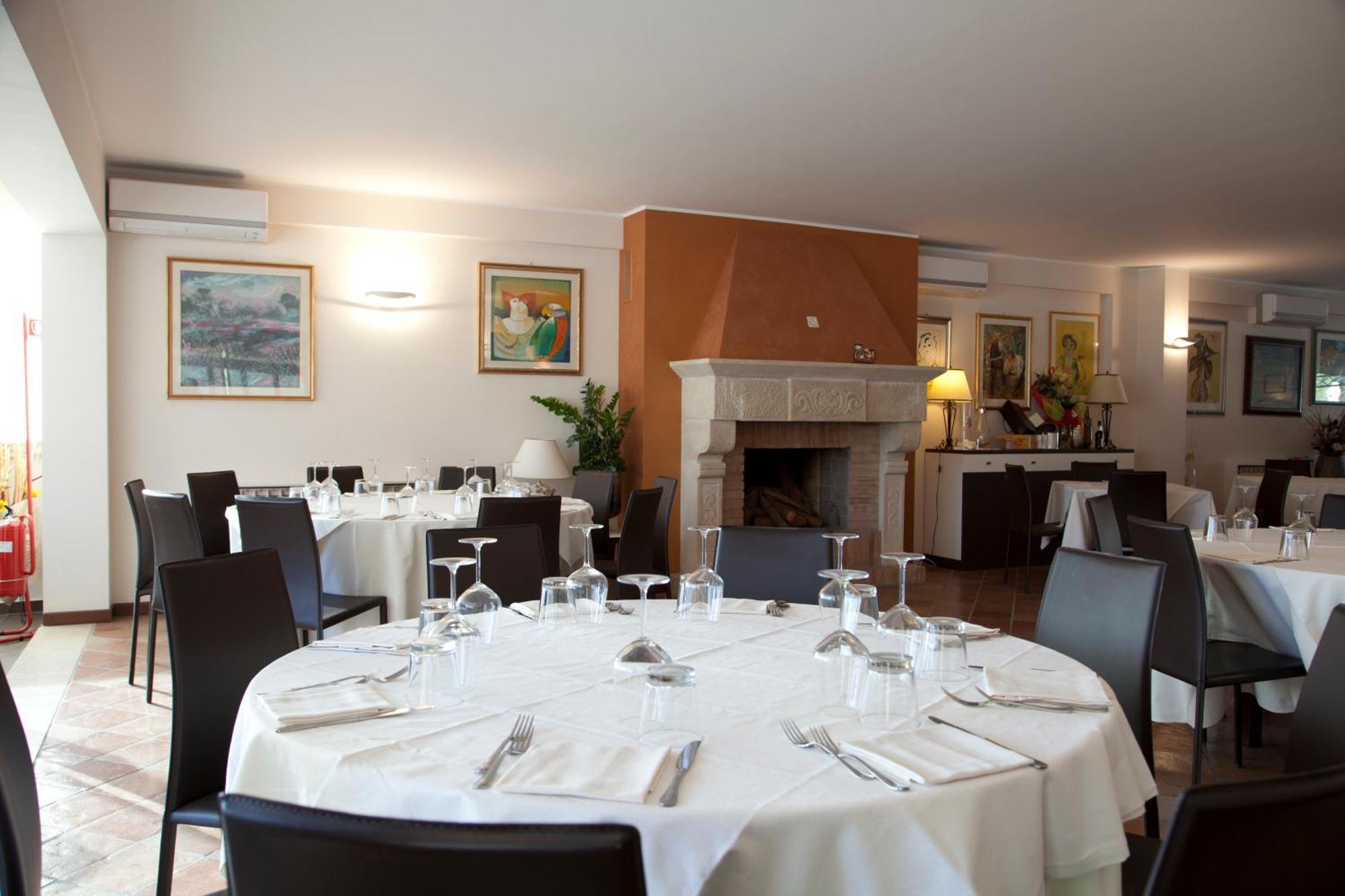 Queen Hotel San Giovanni Teatino Exteriér fotografie